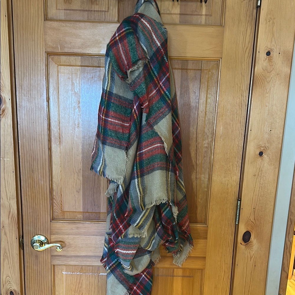 Plaid Wool Scard
